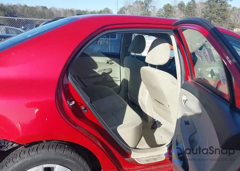 2011 Toyota Corolla Le z USA, uszkodzony, nr VIN 2T1BU4EE2BC744460